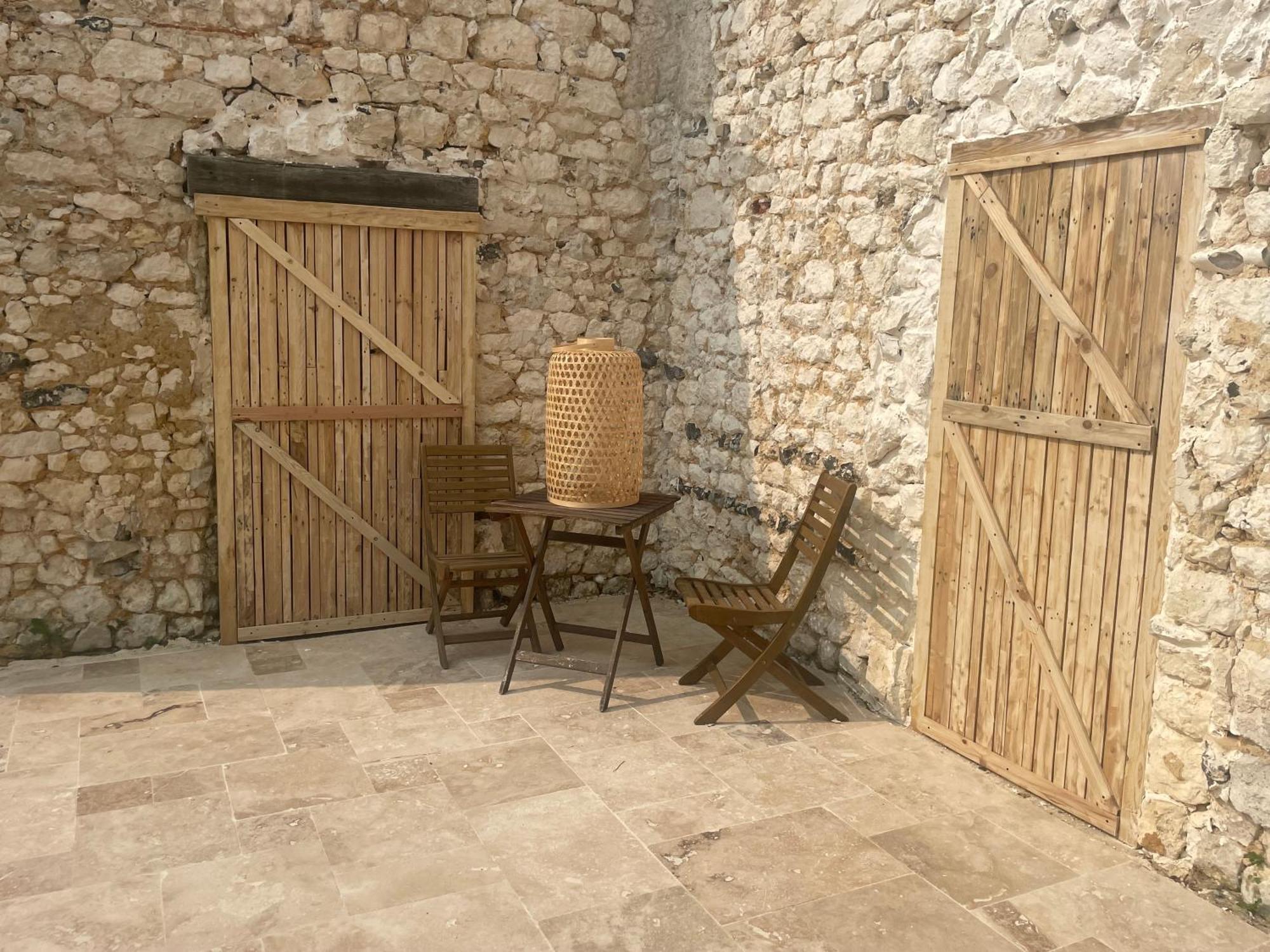 Domaine Spa Perret-Chateau Artdeco Mastersuite En B&B Et-Ou Gite De Charme-Giverny A 3Mn-Jardins Monet-Le Vexin-Piscine Ete-Parc 3Ha-Aire De Jeux Enfants-Pingpong-Options Breakfast-Diner-Billard-Sauna-Fitness-Hammam-Promo 2Nuits En Sus Jacuzzi 1H Off Sainte-Genevieve-les-Gasny Rum bild